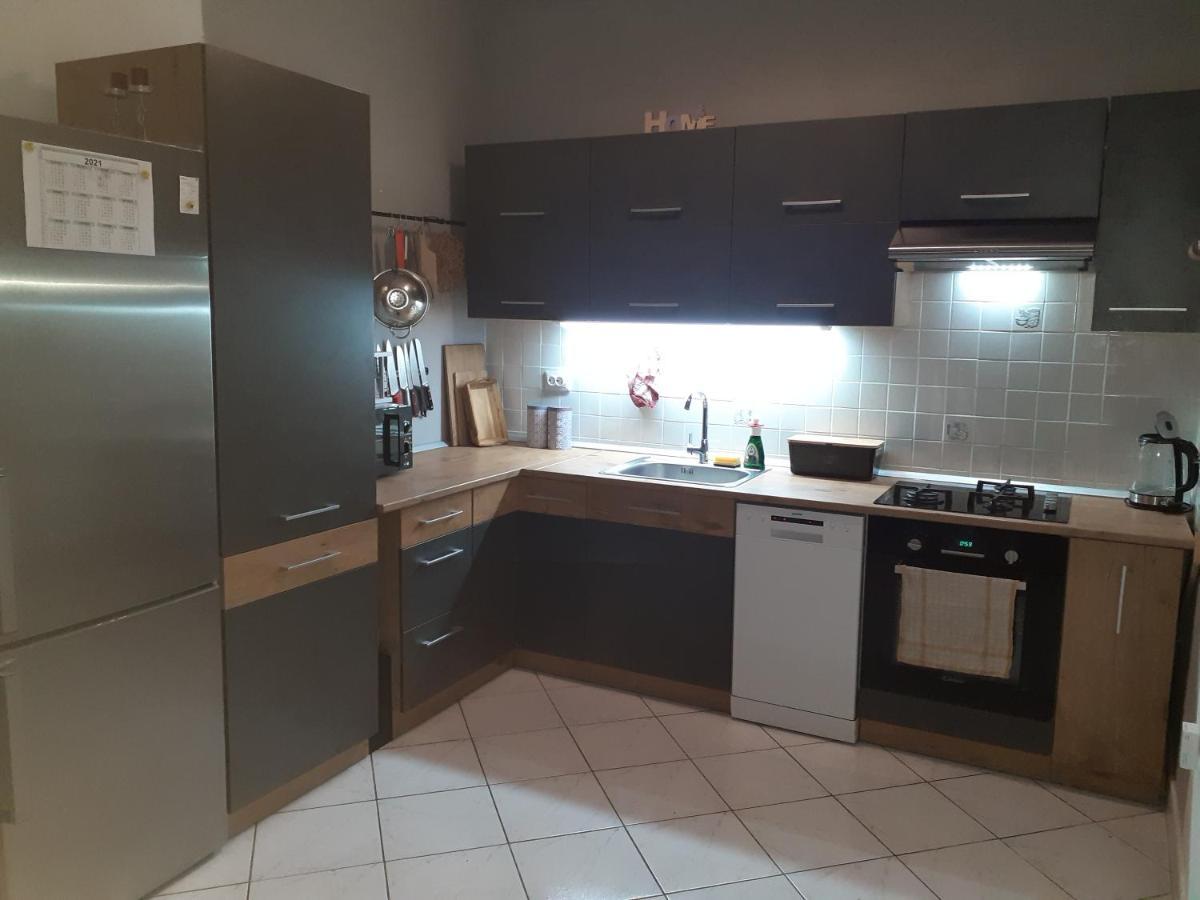 Sea View Apartment Sunrise Poljica & Blue Lagoon Rent A Boat Екстер'єр фото