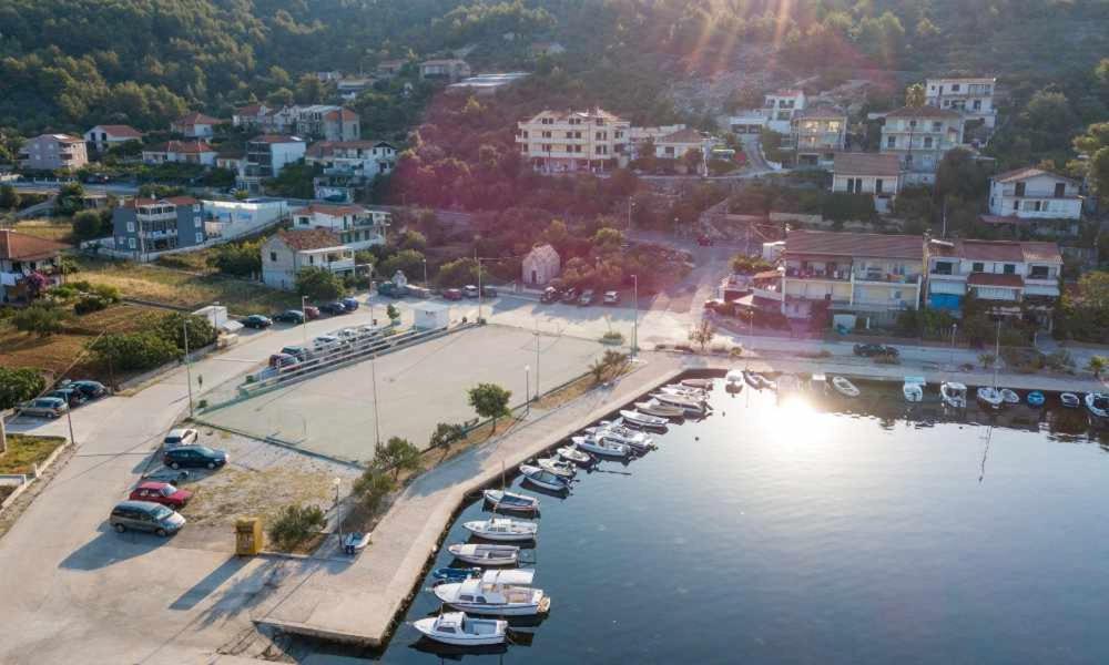 Sea View Apartment Sunrise Poljica & Blue Lagoon Rent A Boat Екстер'єр фото