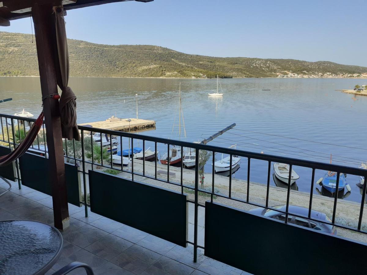 Sea View Apartment Sunrise Poljica & Blue Lagoon Rent A Boat Екстер'єр фото