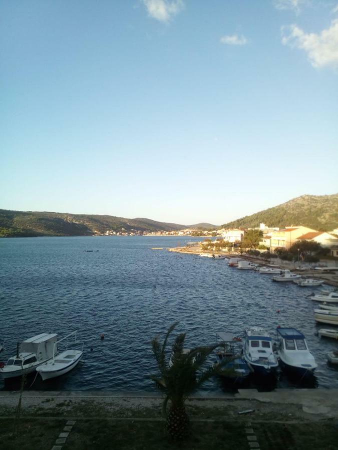 Sea View Apartment Sunrise Poljica & Blue Lagoon Rent A Boat Екстер'єр фото